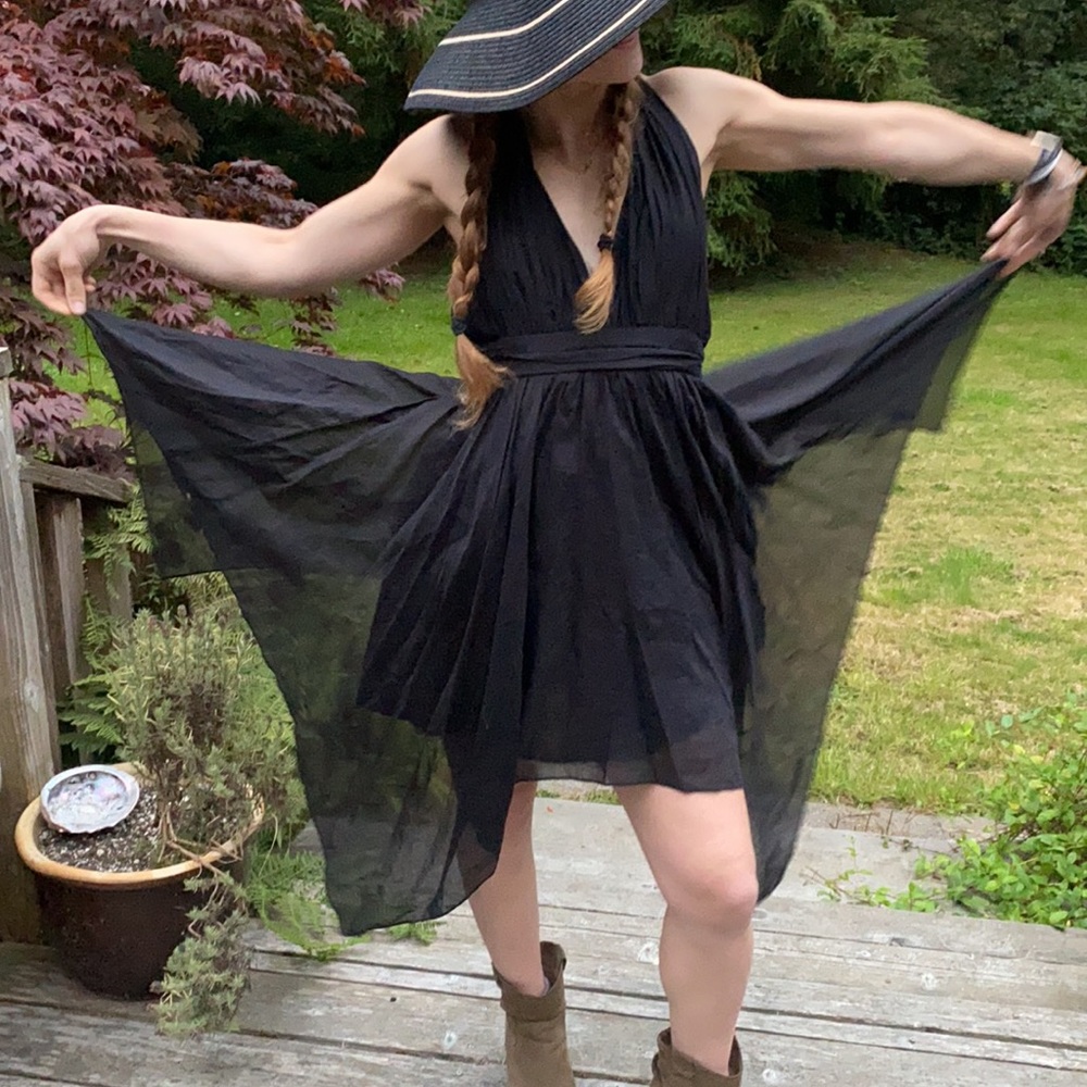 Guess - Picture 4 of 6